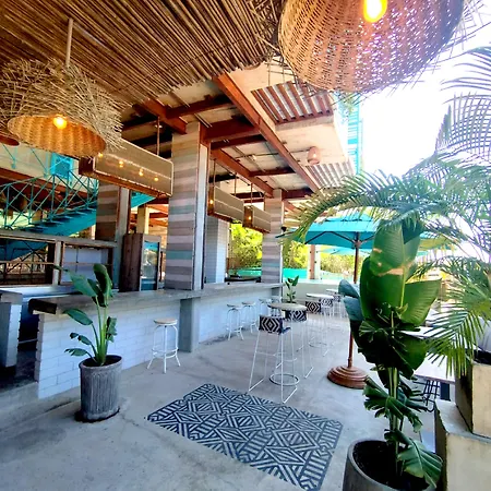 Muchosur Manzanillo Ctg Hostal *